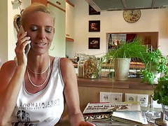 Find-Best-Lingerie.com presents: Blonde milf fickt mit dem elektriker