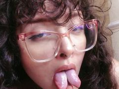 Find-Best-Lingerie.com presents: I find a girl riding a bike on the street and i make her suck it for an ice cream