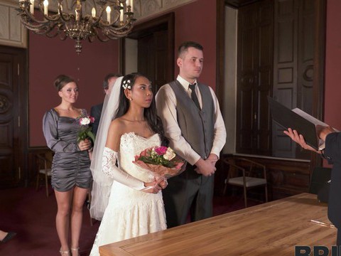 Find-Best-Lingerie.com presents: Hot ass bride killa raketa drops her panties to ride a hard dick