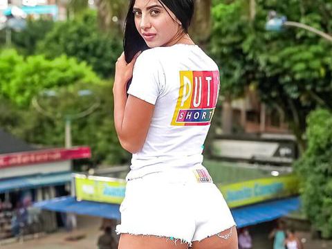 Find-Best-Lingerie.com presents: Puti shorts - hot amateur latina mami sits on my huge dick cfnm