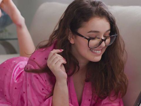 Find-Best-Lingerie.com presents: She can have anything - s45:e23
