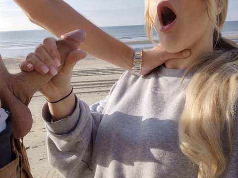 Find-Best-Lingerie.com presents: Outdoor after a blowjob for a stranger on the beach, i was fucked in public